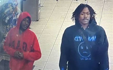 Two wanted in East St. Louis convenience store shooting case